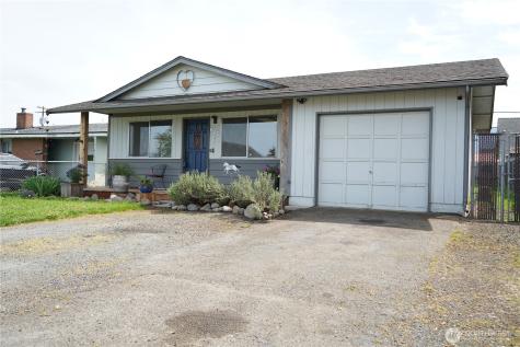 159 W Alder Street Sequim WA 98382