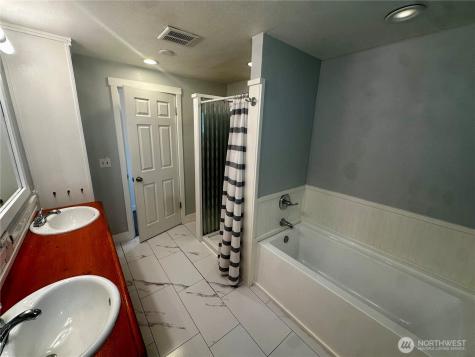 159 W Alder Street Sequim WA 98382