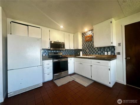 159 W Alder Street Sequim WA 98382