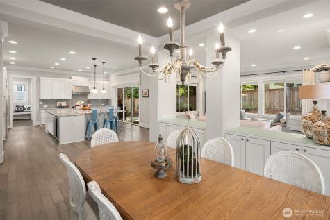 4525 90th Avenue SE Mercer Island WA 98040