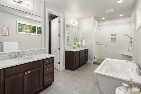 4525 90th Avenue SE Mercer Island WA 98040