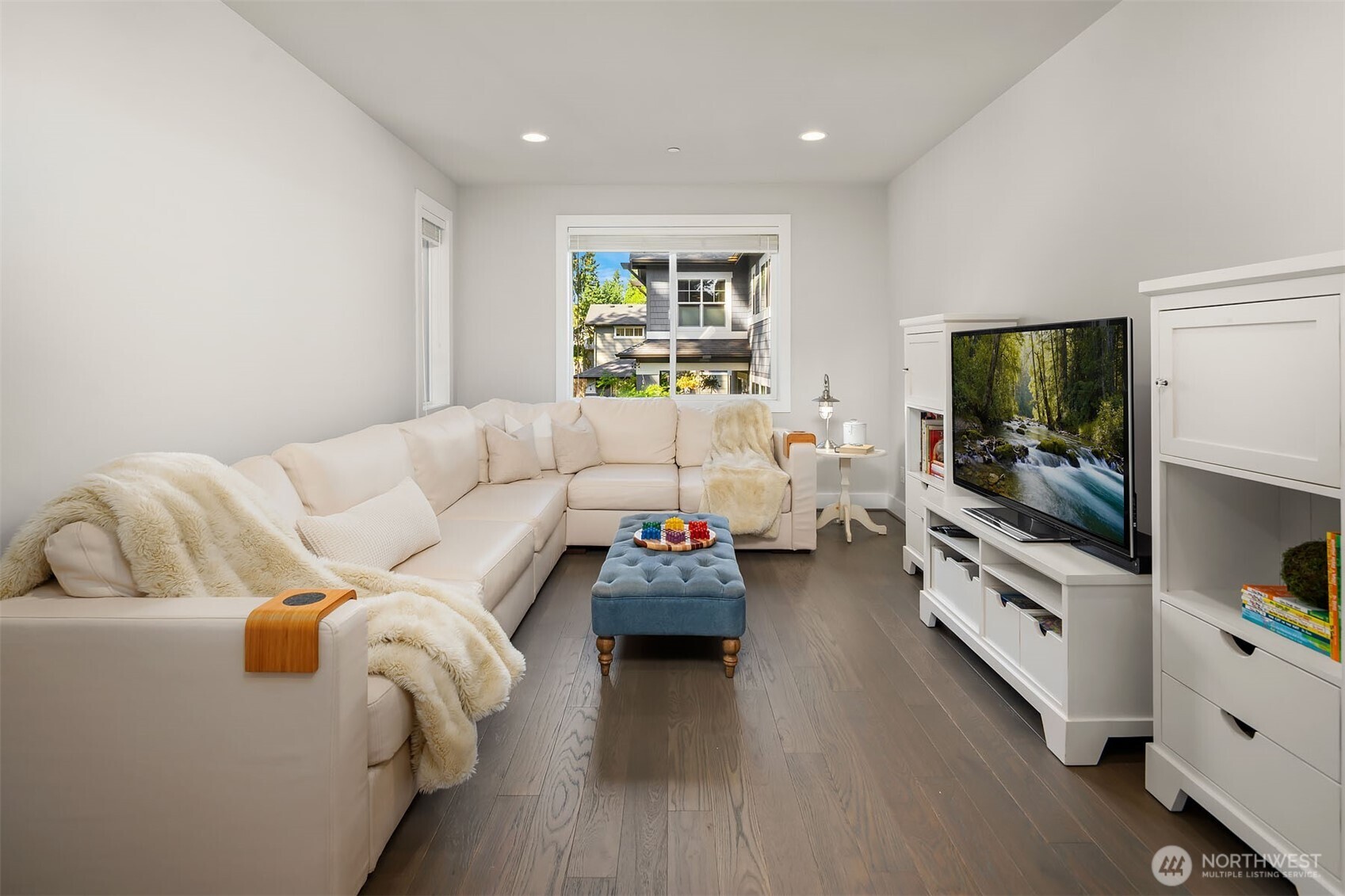 4525 90th Avenue SE Mercer Island WA 98040