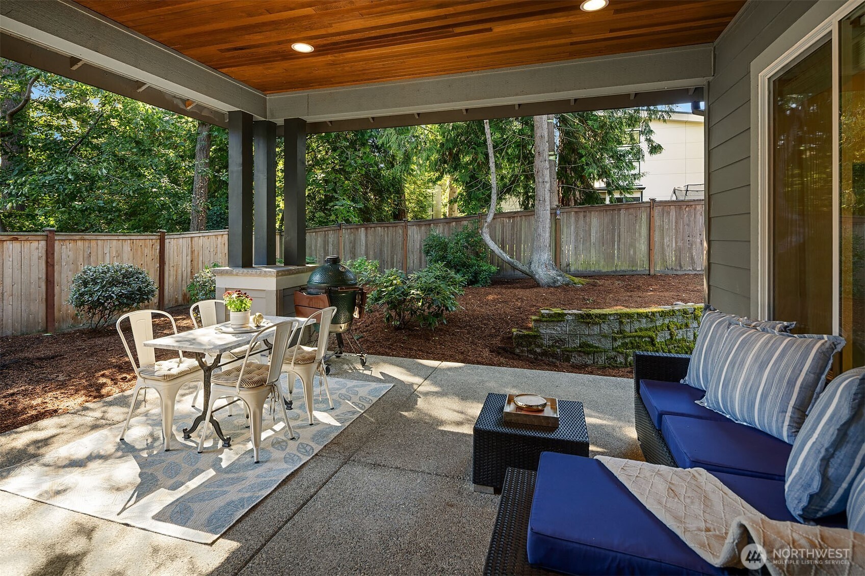 4525 90th Avenue SE Mercer Island WA 98040