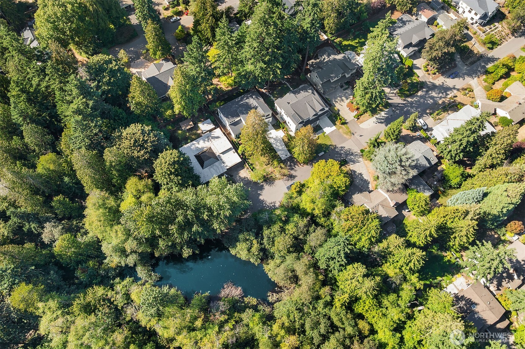4525 90th Avenue SE Mercer Island WA 98040