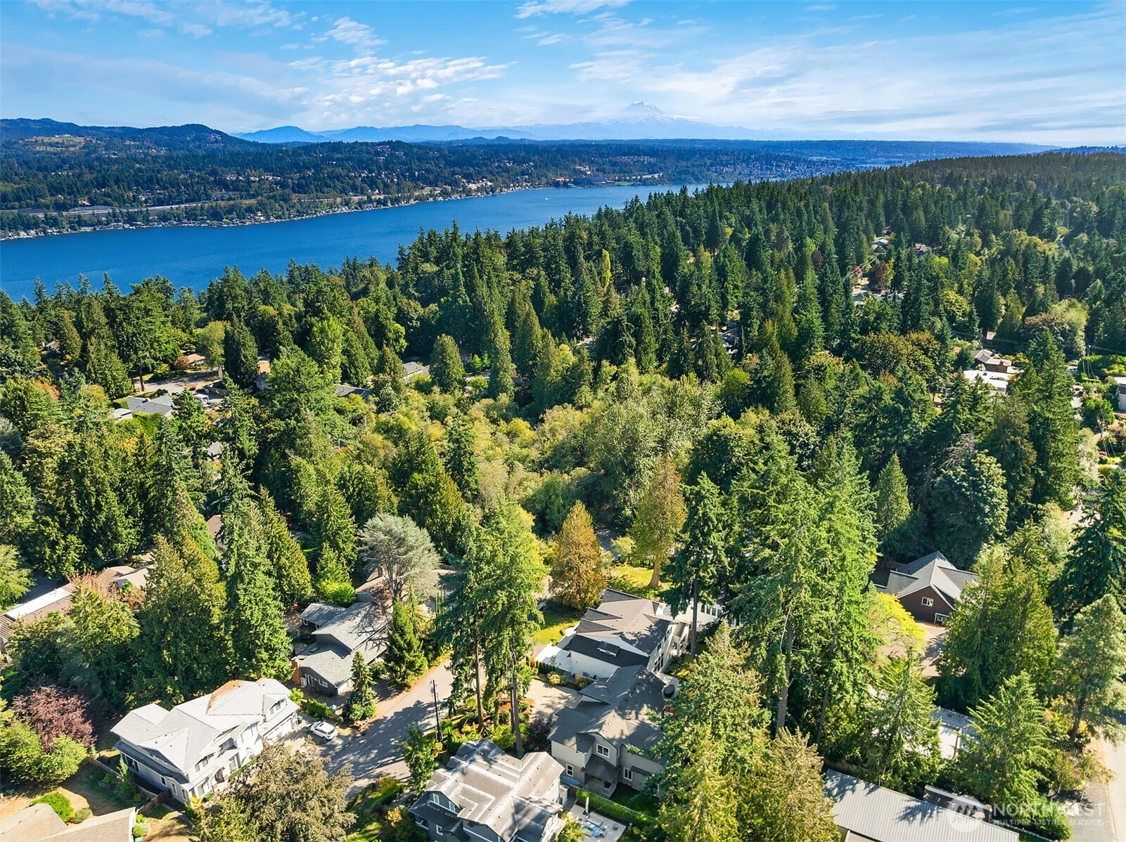 4525 90th Avenue SE Mercer Island WA 98040