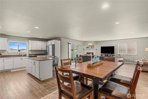 183 Emma Drive Wenatchee WA 98801