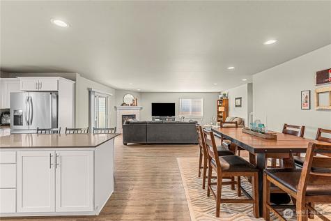 183 Emma Drive Wenatchee WA 98801