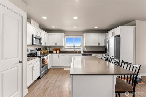 183 Emma Drive Wenatchee WA 98801