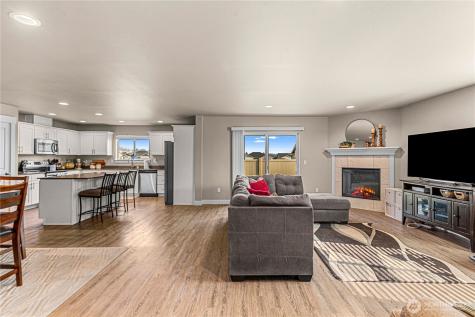 183 Emma Drive Wenatchee WA 98801