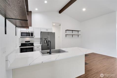 409 S Trillium Moses Lake WA 98837