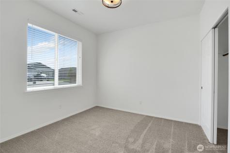 409 S Trillium Moses Lake WA 98837