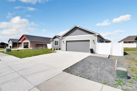 409 S Trillium Moses Lake WA 98837