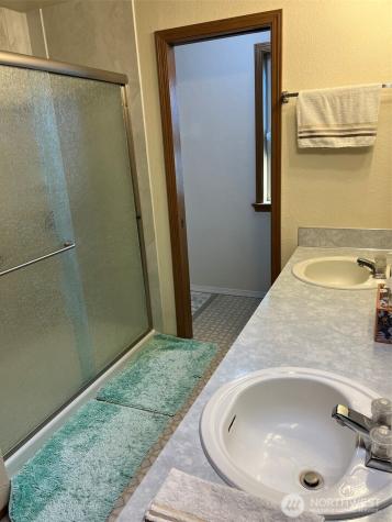 9216 70th Street SW Lakewood WA 98498