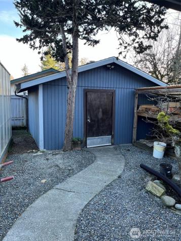 9216 70th Street SW Lakewood WA 98498
