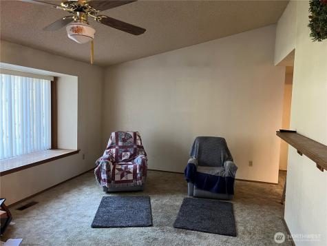 9216 70th Street SW Lakewood WA 98498