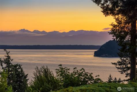 9716 58th Place W Mukilteo WA 98275
