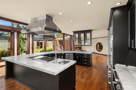 9716 58th Place W Mukilteo WA 98275