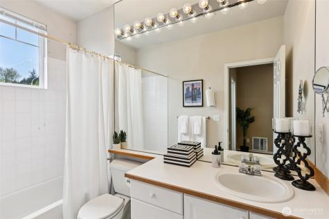 441 S 51st Court Renton WA 98055