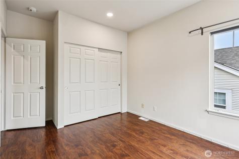 441 S 51st Court Renton WA 98055