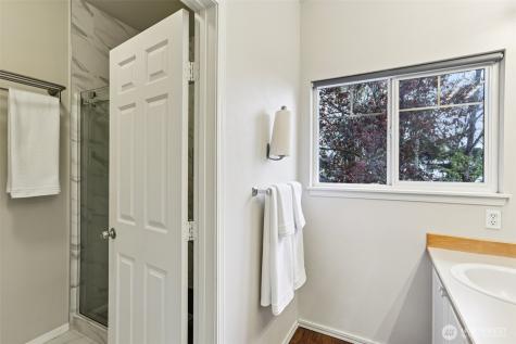 441 S 51st Court Renton WA 98055