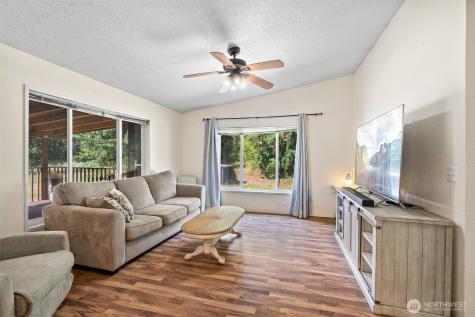 2702 143rd Avenue SE Tenino WA 98589