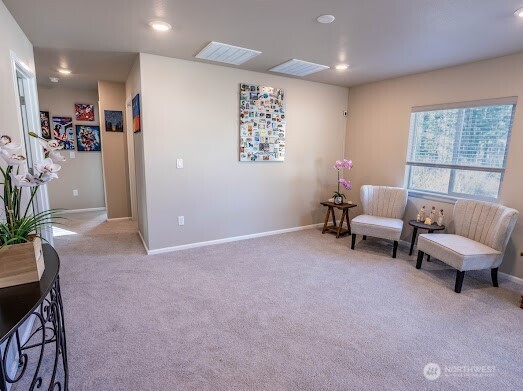 17622 Crossing Drive E Puyallup WA 98374
