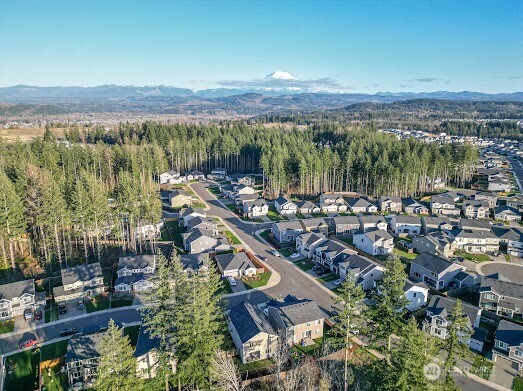 17622 Crossing Drive E Puyallup WA 98374