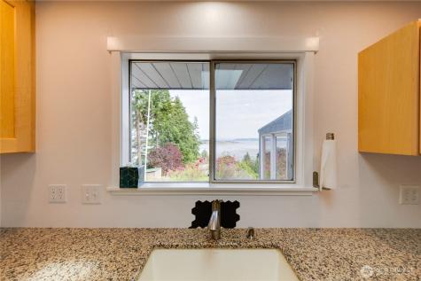 3162 SW Greatview Place Oak Harbor WA 98277