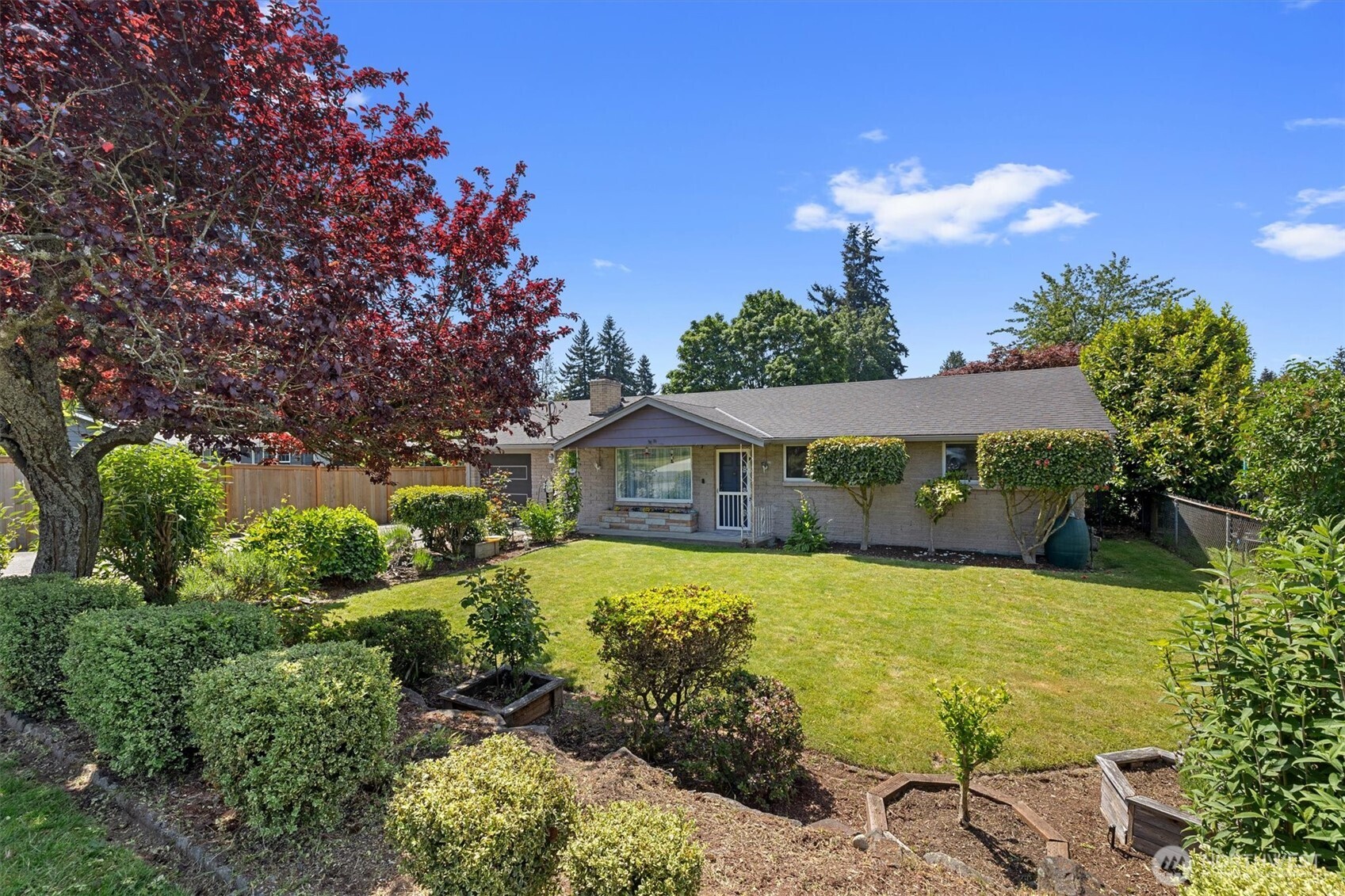 21718 88th Avenue W Edmonds WA 98026