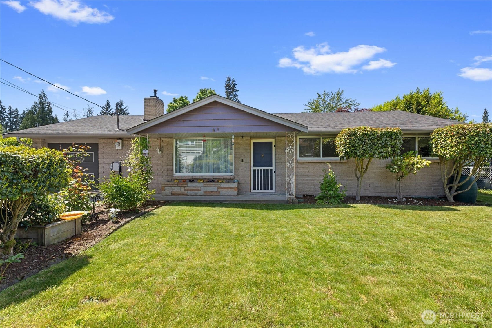 21718 88th Avenue W Edmonds WA 98026