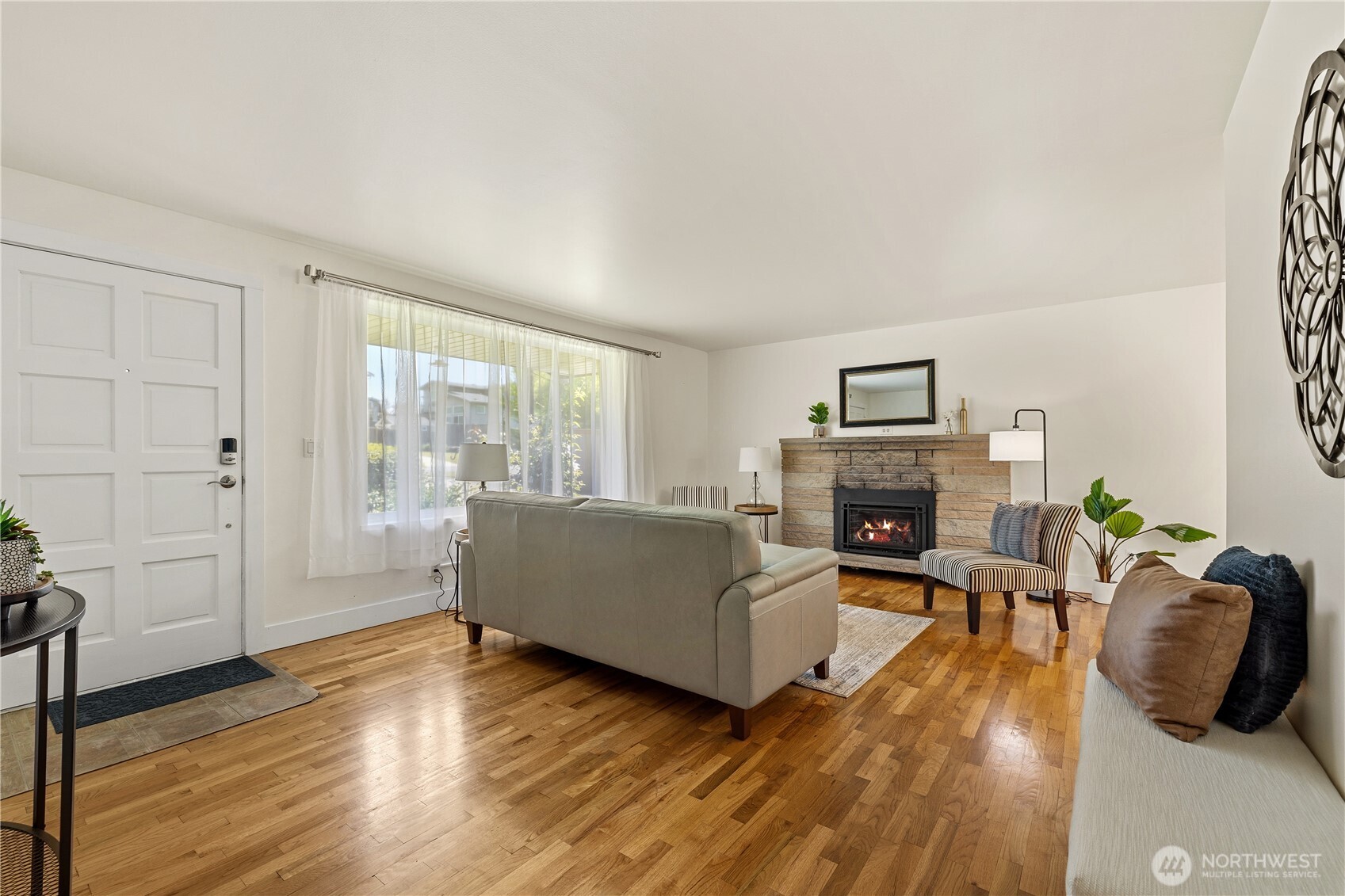 21718 88th Avenue W Edmonds WA 98026