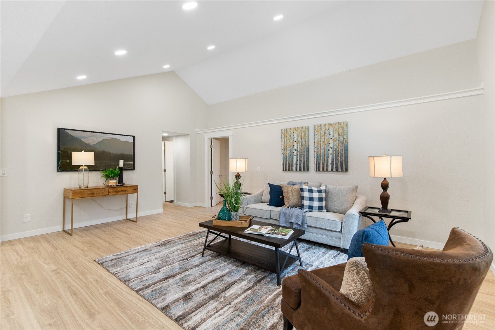 20103 75th Avenue NE Kenmore WA 98028