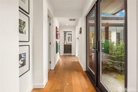 5482 Fletcher Landing NE Bainbridge Island WA 98110
