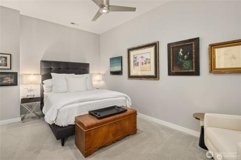 5482 Fletcher Landing NE Bainbridge Island WA 98110
