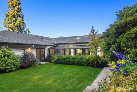 5482 Fletcher Landing NE Bainbridge Island WA 98110