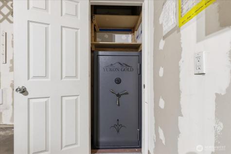 614 W Loop Drive Moses Lake WA 98837