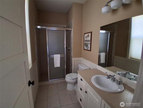 125 Barefoot Lane Oroville WA 98844