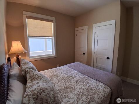 125 Barefoot Lane Oroville WA 98844