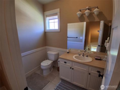 125 Barefoot Lane Oroville WA 98844