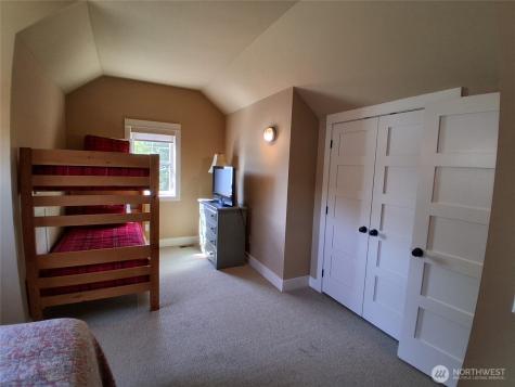 125 Barefoot Lane Oroville WA 98844