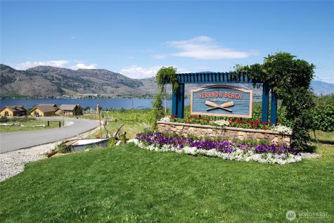 125 Barefoot Lane Oroville WA 98844