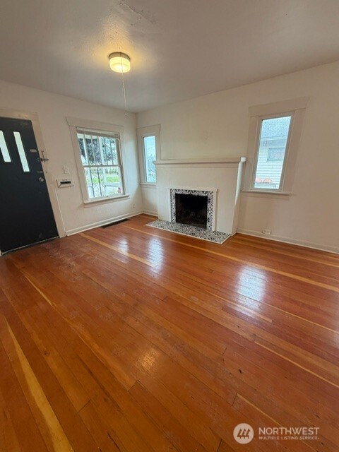 520 E Division Lane Tacoma WA 98404