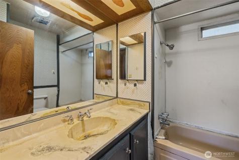 30 Marsden Road Port Angeles WA 98362