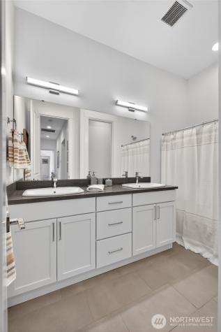 1138 123rd Avenue Ct E Edgewood WA 98372