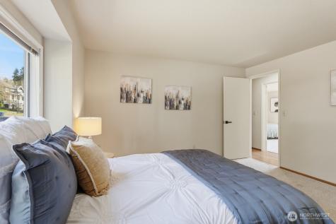 7247 NE 150th Street Kenmore WA 98028