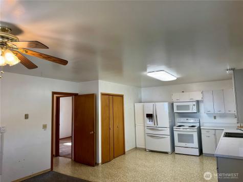 216 NW Cole Avenue Wilbur WA 99185