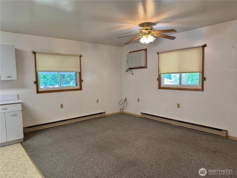 216 NW Cole Avenue Wilbur WA 99185