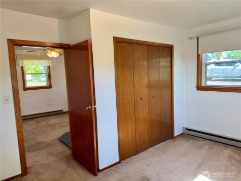 216 NW Cole Avenue Wilbur WA 99185