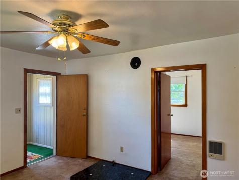 216 NW Cole Avenue Wilbur WA 99185