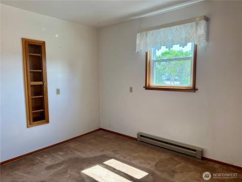 216 NW Cole Avenue Wilbur WA 99185
